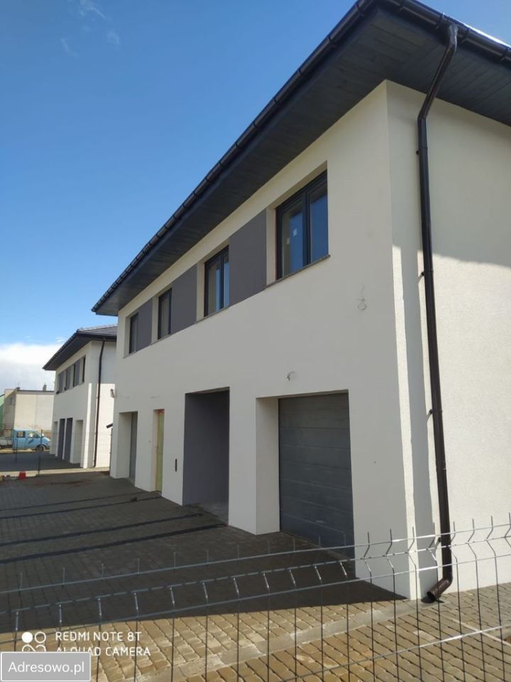 bliźniak, 4 pokoje Legnica Centrum, ul. Ciepła. Zdjęcie 1