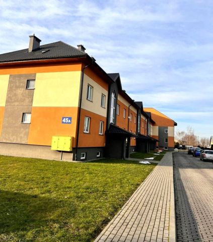 Mieszkanie 3-pokojowe Nakło. Zdjęcie 1