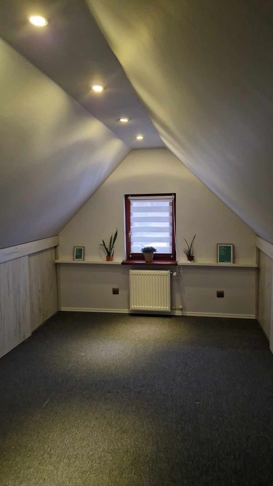 dom wolnostojący, 4 pokoje Świebodzice, ul. św. Ojca Pio. Zdjęcie 13