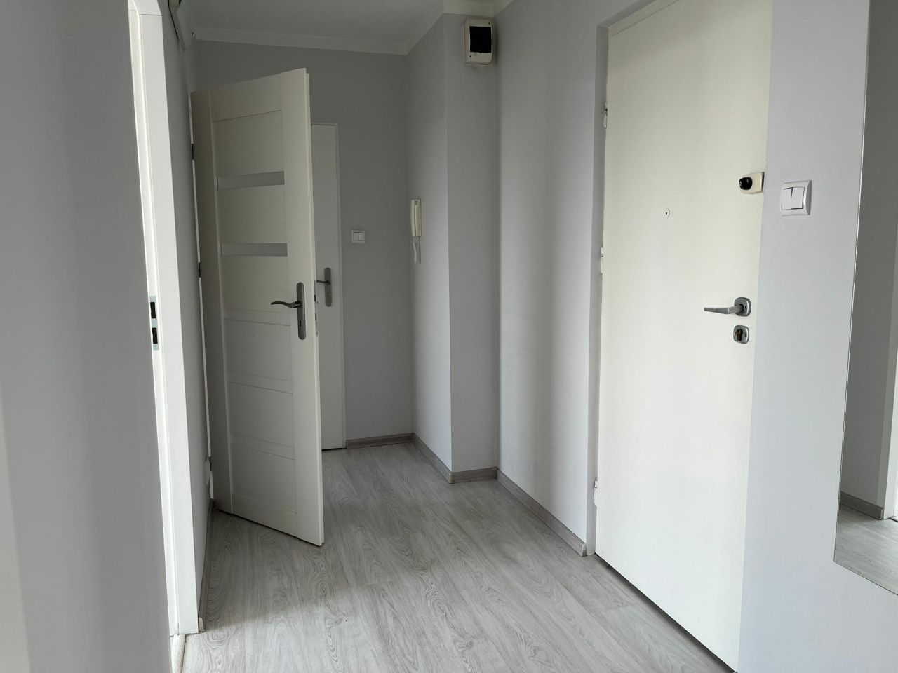 Mieszkanie 2-pokojowe Poznań Winogrady, os. Wichrowe Wzgórze. Zdjęcie 3