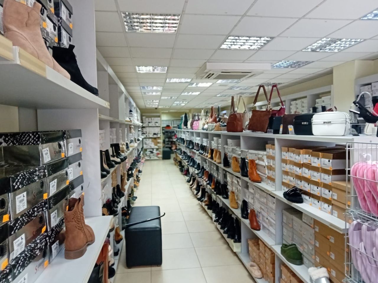 Lokal Wałbrzych, rynek Rynek. Zdjęcie 3