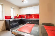 Mieszkanie 3-pokojowe Kraków Nowa Huta, ul. gen. Leopolda Okulickiego. Zdjęcie 2