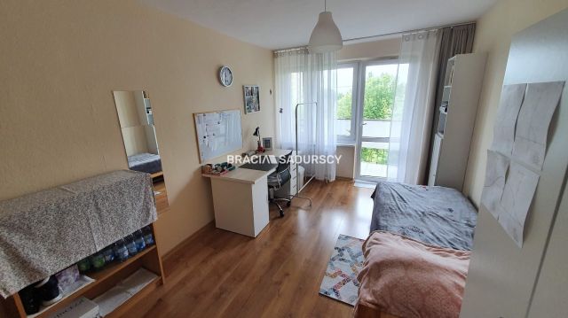 Mieszkanie 3-pokojowe Kraków, ul. Powstańców. Zdjęcie 2