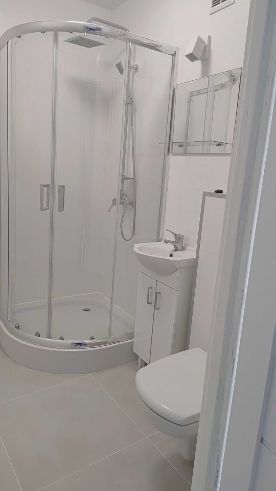 Mieszkanie 3-pokojowe Bystry. Zdjęcie 5