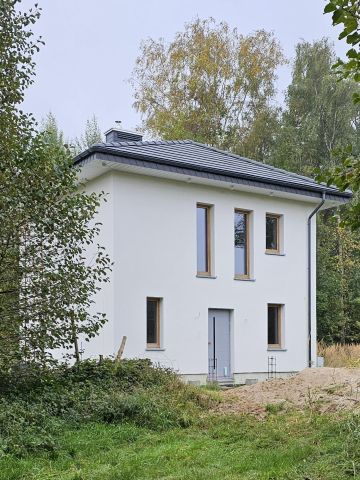 dom wolnostojący, 4 pokoje Mielno Unieście, ul. Jantarowa. Zdjęcie 1