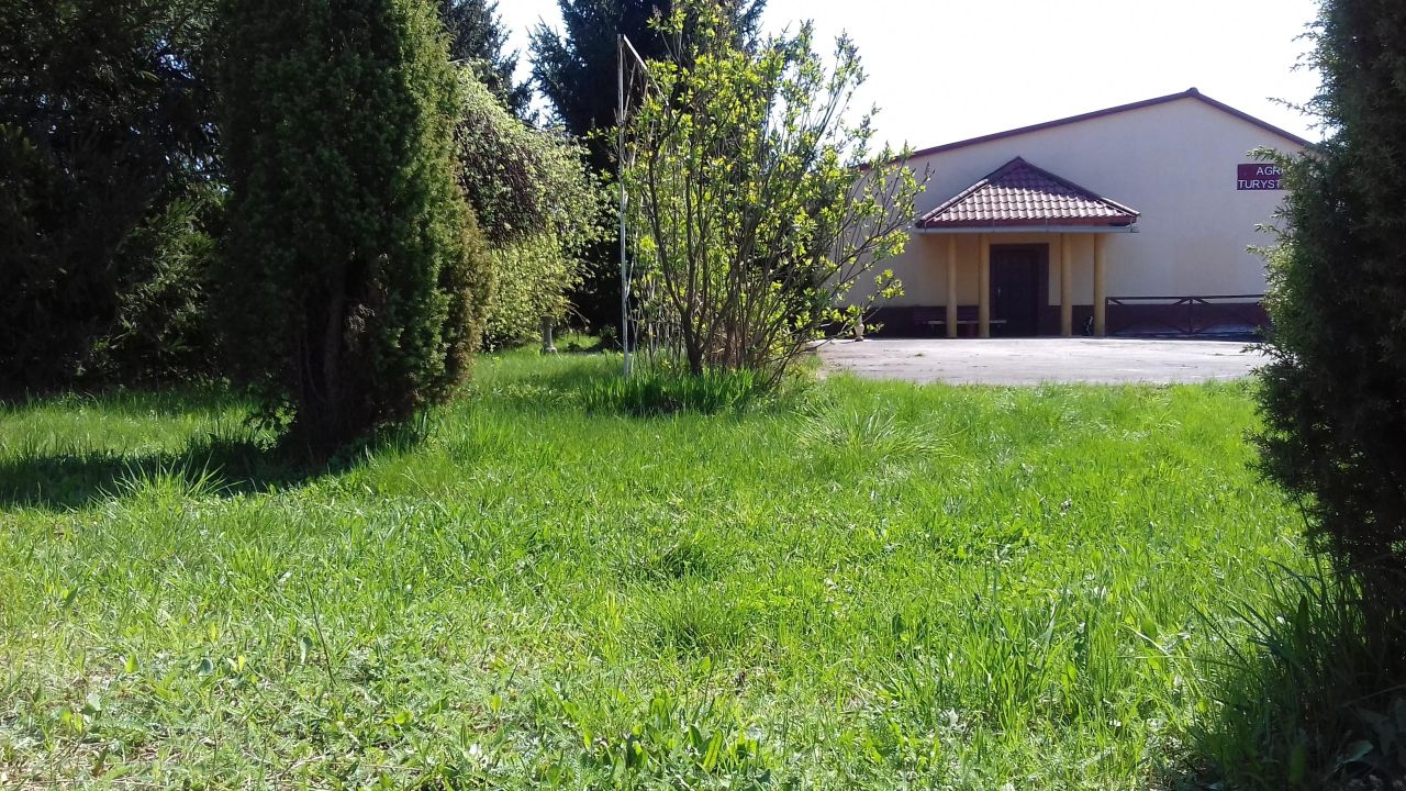 dom wolnostojący, 6 pokoi Brzeźnica, Główna. Zdjęcie 2