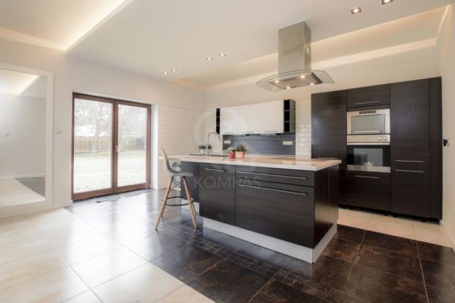 dom wolnostojący, 7 pokoi Wojnowice, ul. Miętowa. Zdjęcie 4