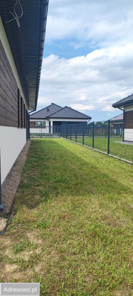 dom wolnostojący, 5 pokoi Jachranka. Zdjęcie 11