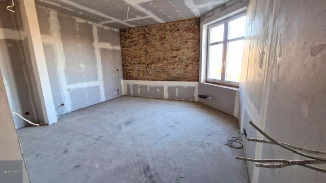 Mieszkanie 2-pokojowe Bytom, ul. marsz. Józefa Piłsudskiego. Zdjęcie 3