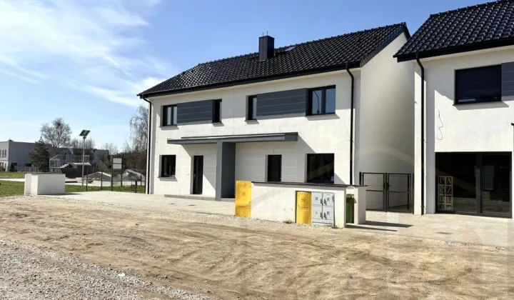 bliźniak, 4 pokoje Leszno Gronowo, ul. ks. Augustyna Kordeckiego