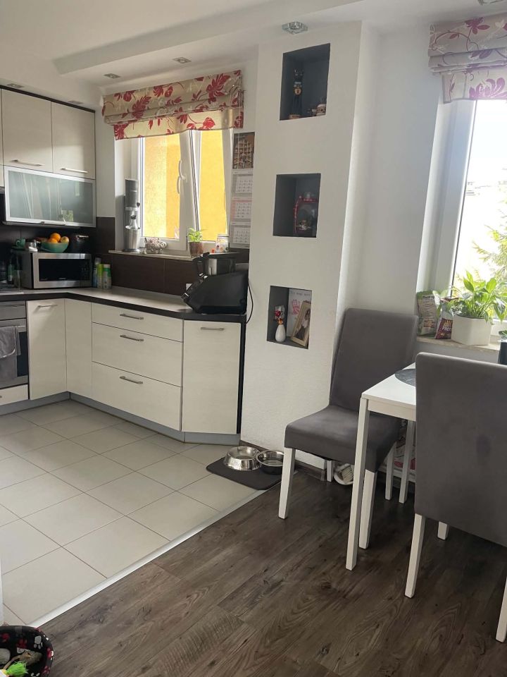 Mieszkanie 3-pokojowe Gorlice Śródmieście, ul. Marii Konopnickiej. Zdjęcie 1