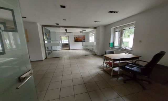 Hala/magazyn Marki, ul. Wesoła. Zdjęcie 6