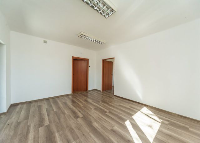 dom wolnostojący, 6 pokoi Bielsko-Biała, ul. Konstantego Damrota. Zdjęcie 17