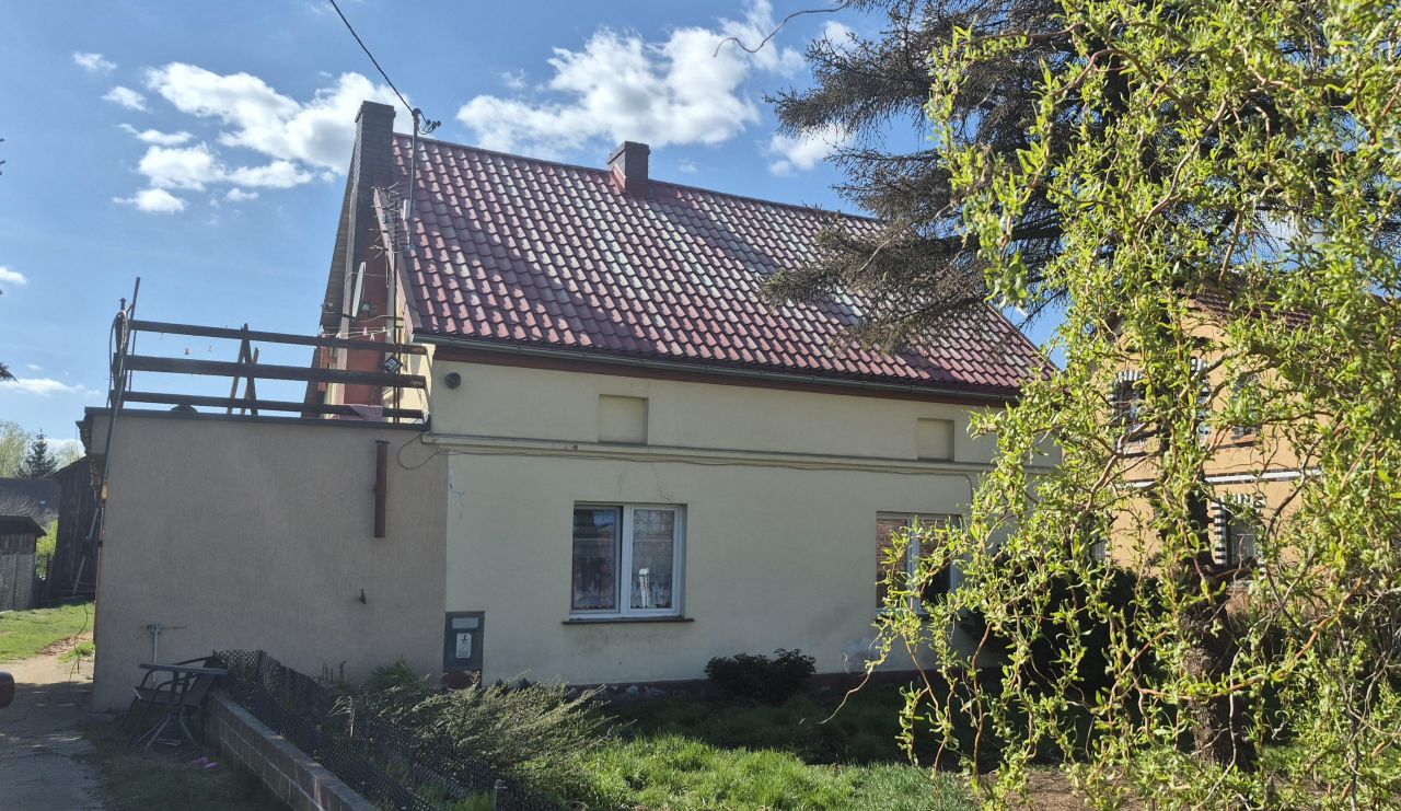 dom wolnostojący, 4 pokoje Wierzbowa. Zdjęcie 1