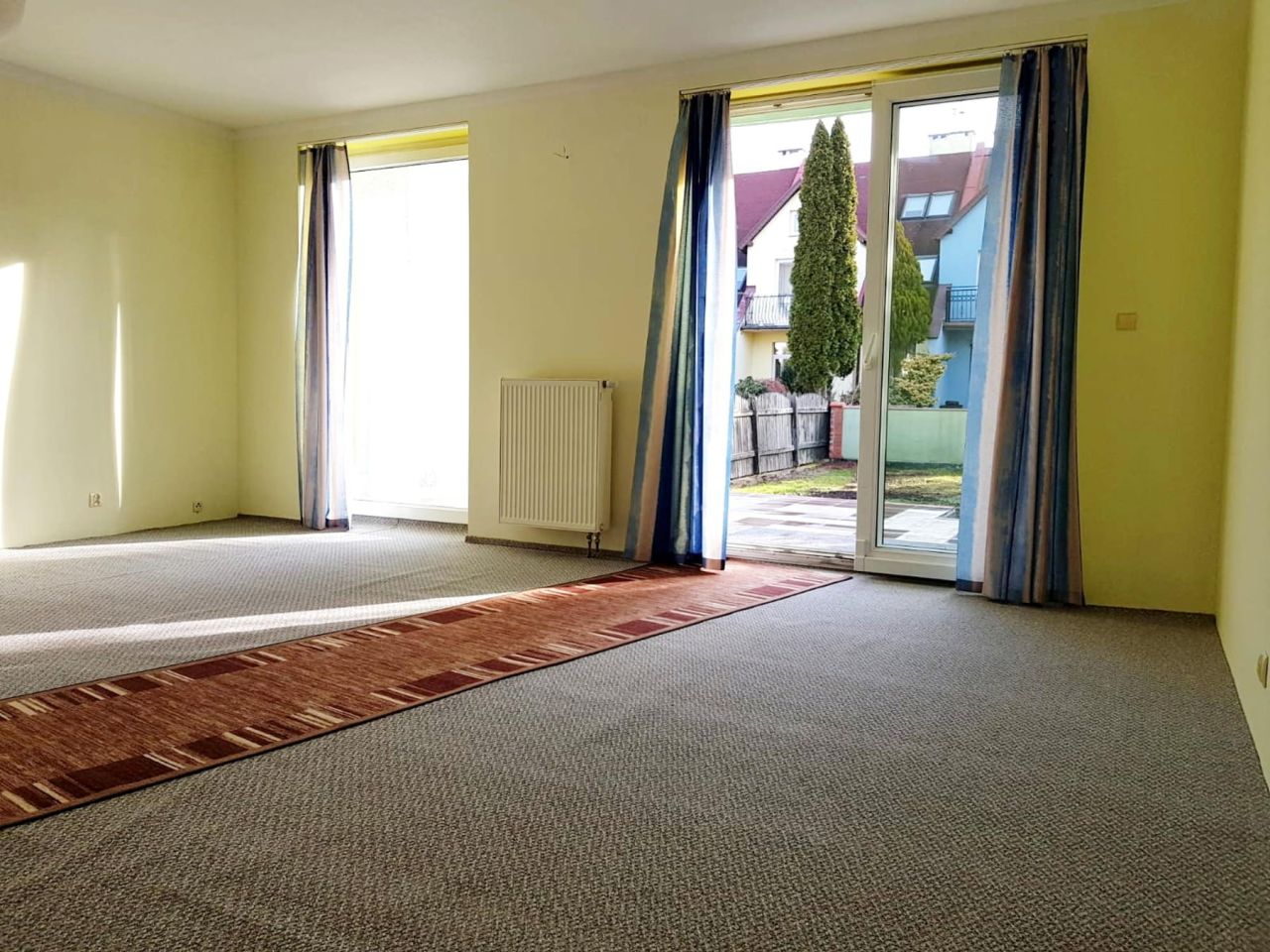 dom szeregowy, 4 pokoje Olsztyn Podgrodzie, ul. Jarosława Iwaszkiewicza. Zdjęcie 3