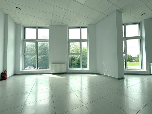 Biuro Rzeszów, al. Armii Krajowej. Zdjęcie 4