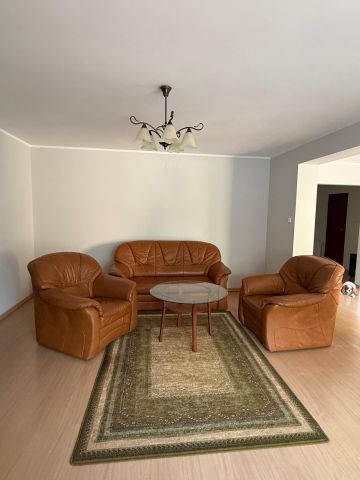 dom szeregowy, 7 pokoi Leszno, ul. Francuska. Zdjęcie 8