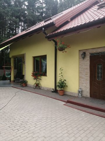 dom wolnostojący, 4 pokoje Sokolniki-Las, ul. Spacerowa. Zdjęcie 1