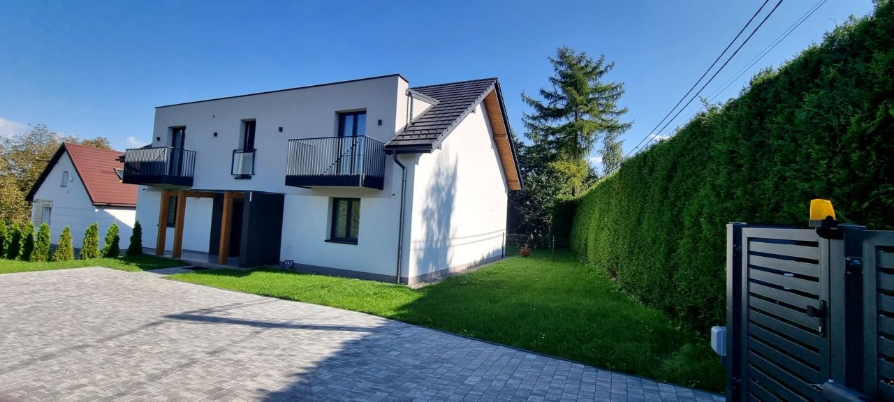 dom wolnostojący, 10 pokoi Zabawa