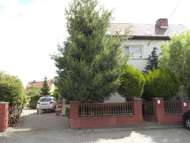 bliźniak, 5 pokoi Opole Zaodrze, ul. Artura Grottgera. Zdjęcie 1
