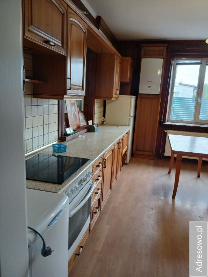 dom szeregowy, 10 pokoi Stryków. Zdjęcie 5