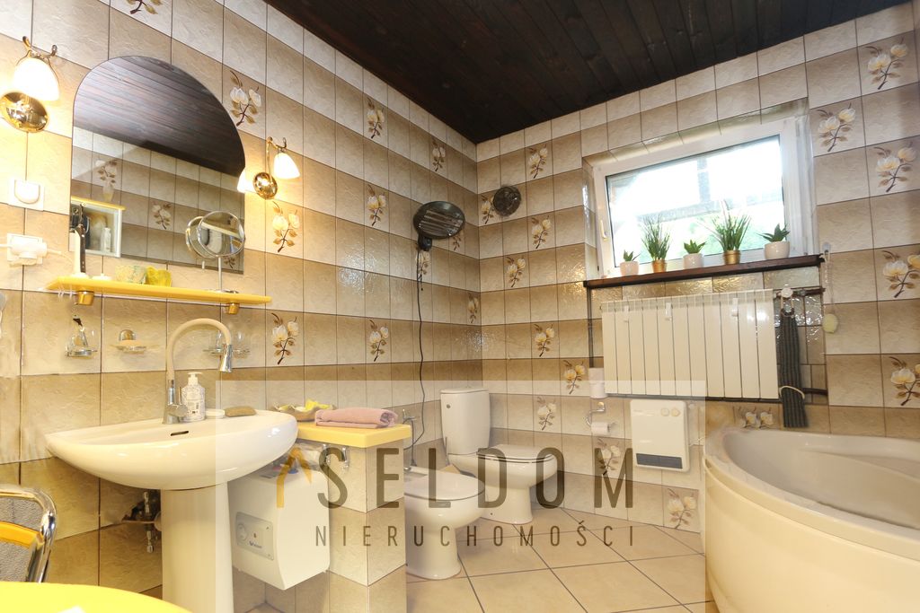 dom wolnostojący, 7 pokoi Chojny. Zdjęcie 10