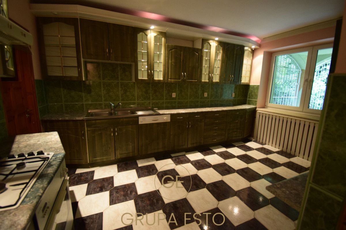 dom wolnostojący, 8 pokoi Kraków Swoszowice, ul. Myślenicka. Zdjęcie 9