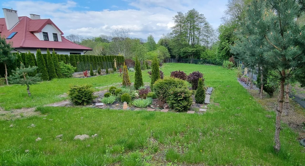 dom wolnostojący, 4 pokoje Dominów. Zdjęcie 3