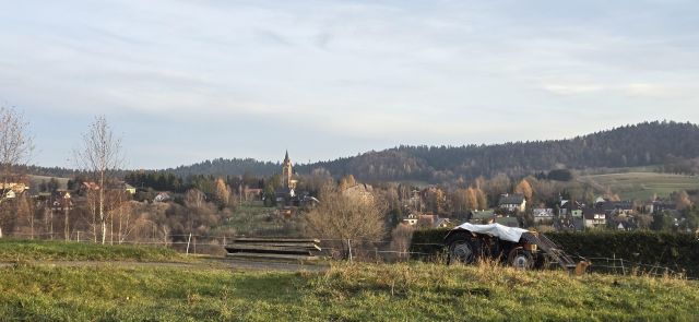 dom wolnostojący, 3 pokoje Lutowiska. Zdjęcie 1
