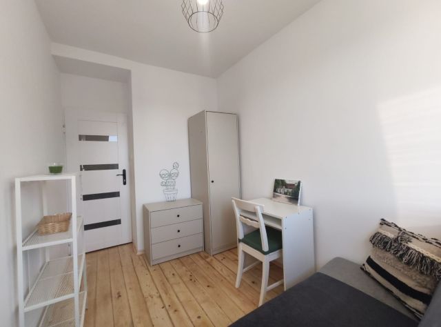 Pokój Gdańsk Morena, ul. Bronisława Czecha. Zdjęcie 1