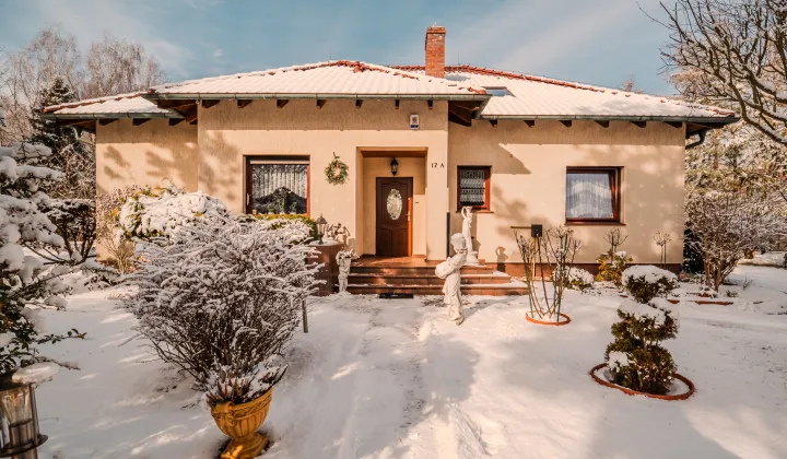 dom wolnostojący, 4 pokoje Pęgów, ul. Graniczna