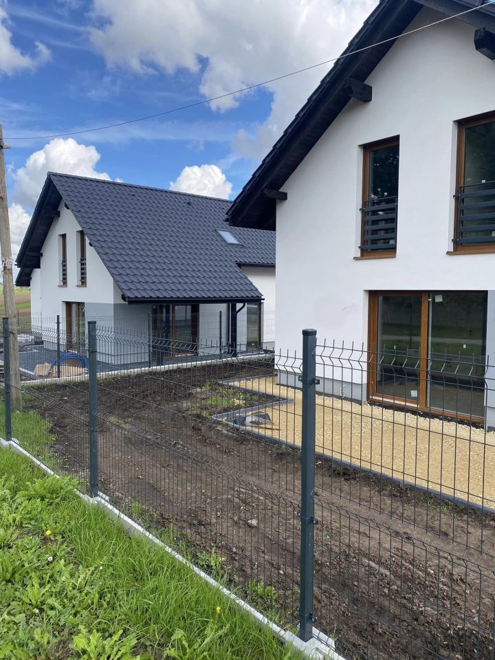 dom wolnostojący, 4 pokoje Goszyce, ul. Słoneczna. Zdjęcie 9