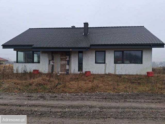 dom wolnostojący, 4 pokoje Nikielkowo. Zdjęcie 1