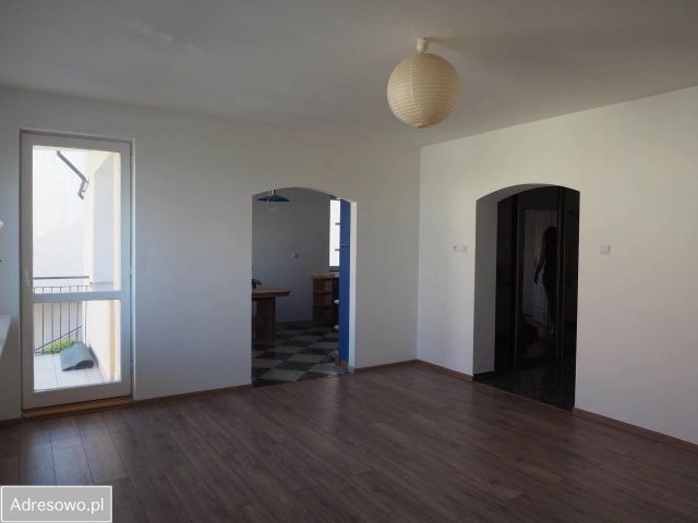 Mieszkanie 3-pokojowe Mysiadło, ul. Krótka. Zdjęcie 1