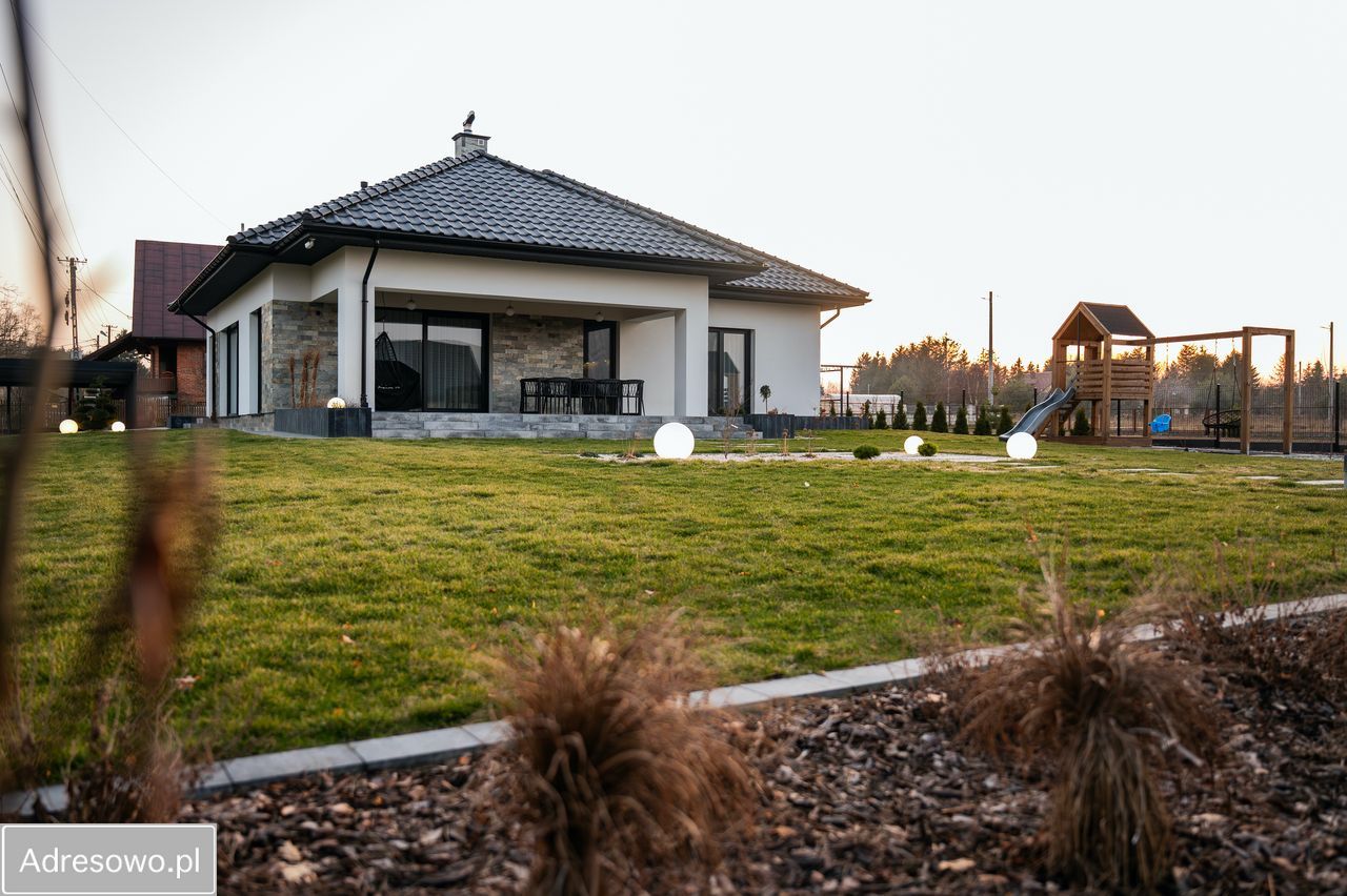 dom wolnostojący, 4 pokoje Maleniska. Zdjęcie 6