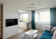 Mieszkanie 4-pokojowe Oleśnica. Zdjęcie 4