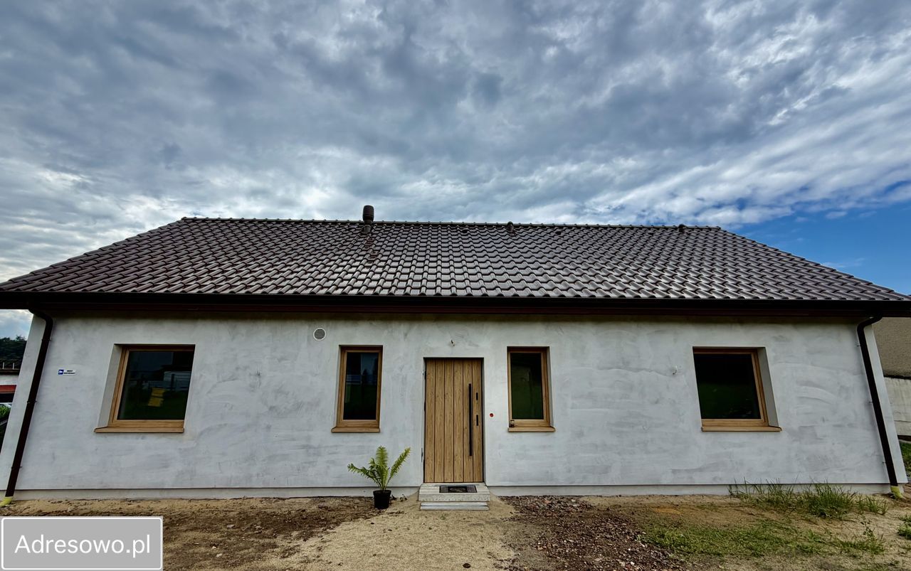 dom wolnostojący, 4 pokoje Boruszowice, ul. Obrońców Pokoju. Zdjęcie 1