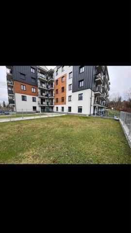 Mieszkanie 3-pokojowe Cieszyn, ul. Ludwika Skrzypka. Zdjęcie 1