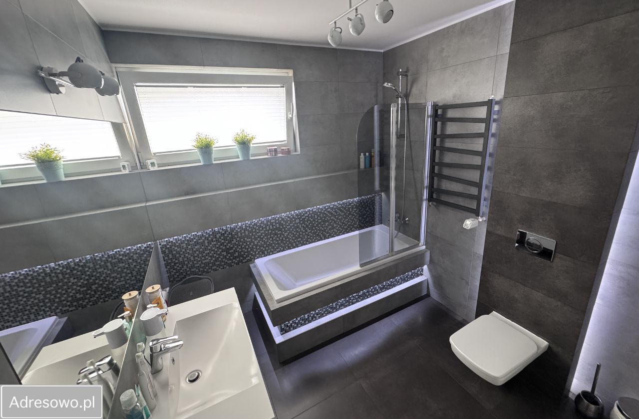 Mieszkanie 4-pokojowe Płock, ul. Górna. Zdjęcie 5