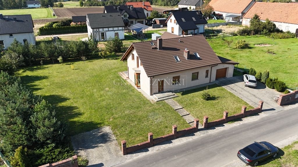dom wolnostojący, 5 pokoi Tarnów Grodkowski. Zdjęcie 2
