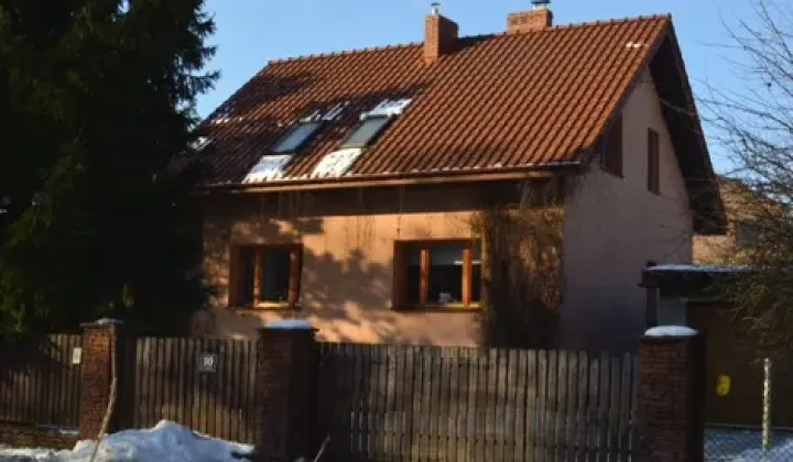 dom wolnostojący, 5 pokoi Kielce Białogon, ul. Giserska