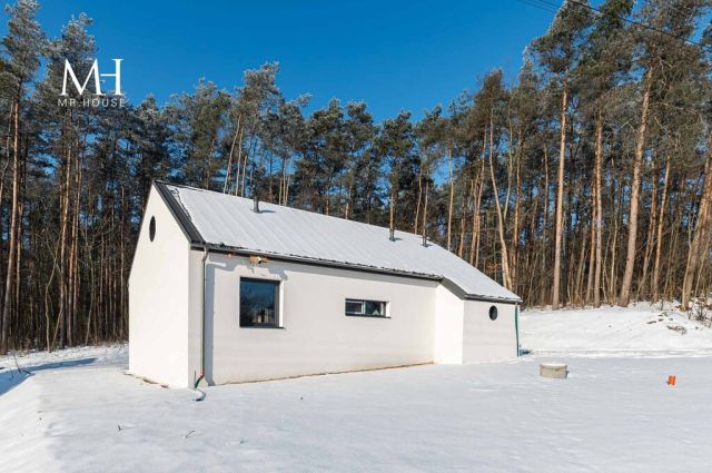 dom wolnostojący, 4 pokoje Romanów. Zdjęcie 2