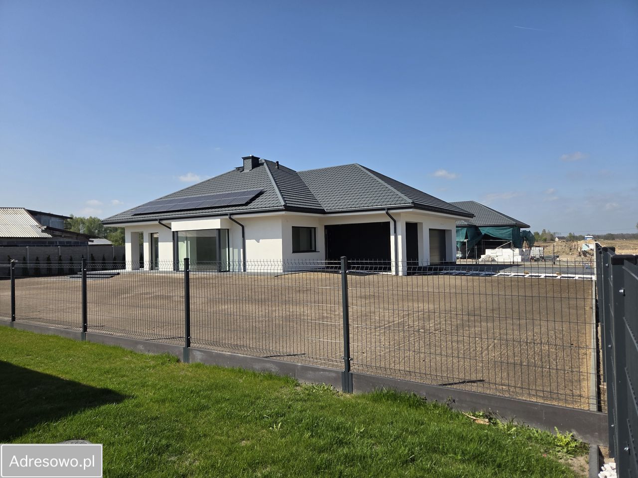 dom wolnostojący, 4 pokoje Feliksów. Zdjęcie 1