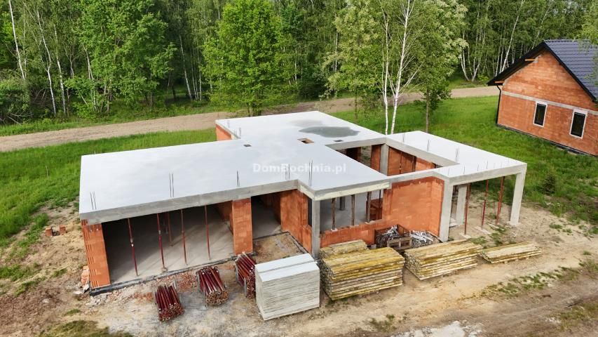 dom wolnostojący, 4 pokoje Dąbrówka. Zdjęcie 2