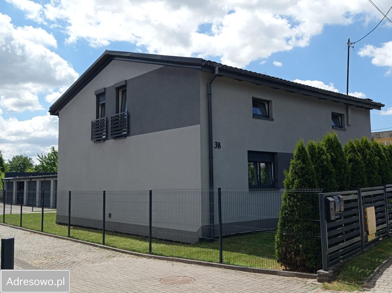 dom wolnostojący, 5 pokoi Ruda Śląska Halemba, ul. Kochłowicka. Zdjęcie 2