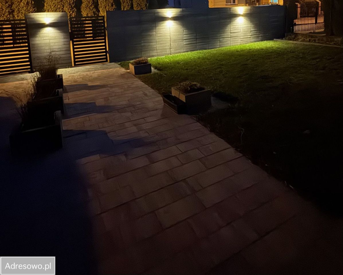 dom wolnostojący, 5 pokoi Zgierz. Zdjęcie 16