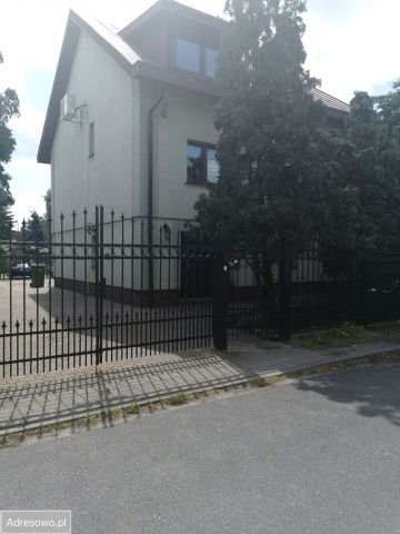 dom, 6 pokoi Ostrów Wielkopolski, ul. Rolna. Zdjęcie 1