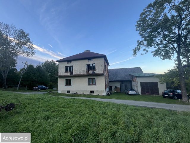 dom wolnostojący, 7 pokoi Radziechowy, ul. Michalskich. Zdjęcie 1