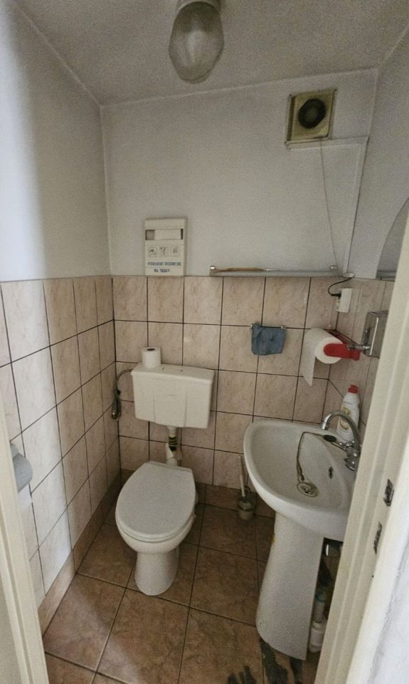 Lokal Katowice Bogucice, ul. Modrzewiowa. Zdjęcie 2