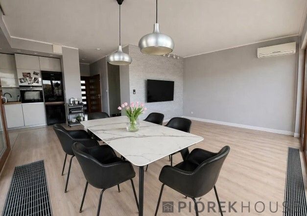 Mieszkanie 3-pokojowe Warszawa Wilanów, ul. Księdza Prymasa Augusta Hlonda. Zdjęcie 2